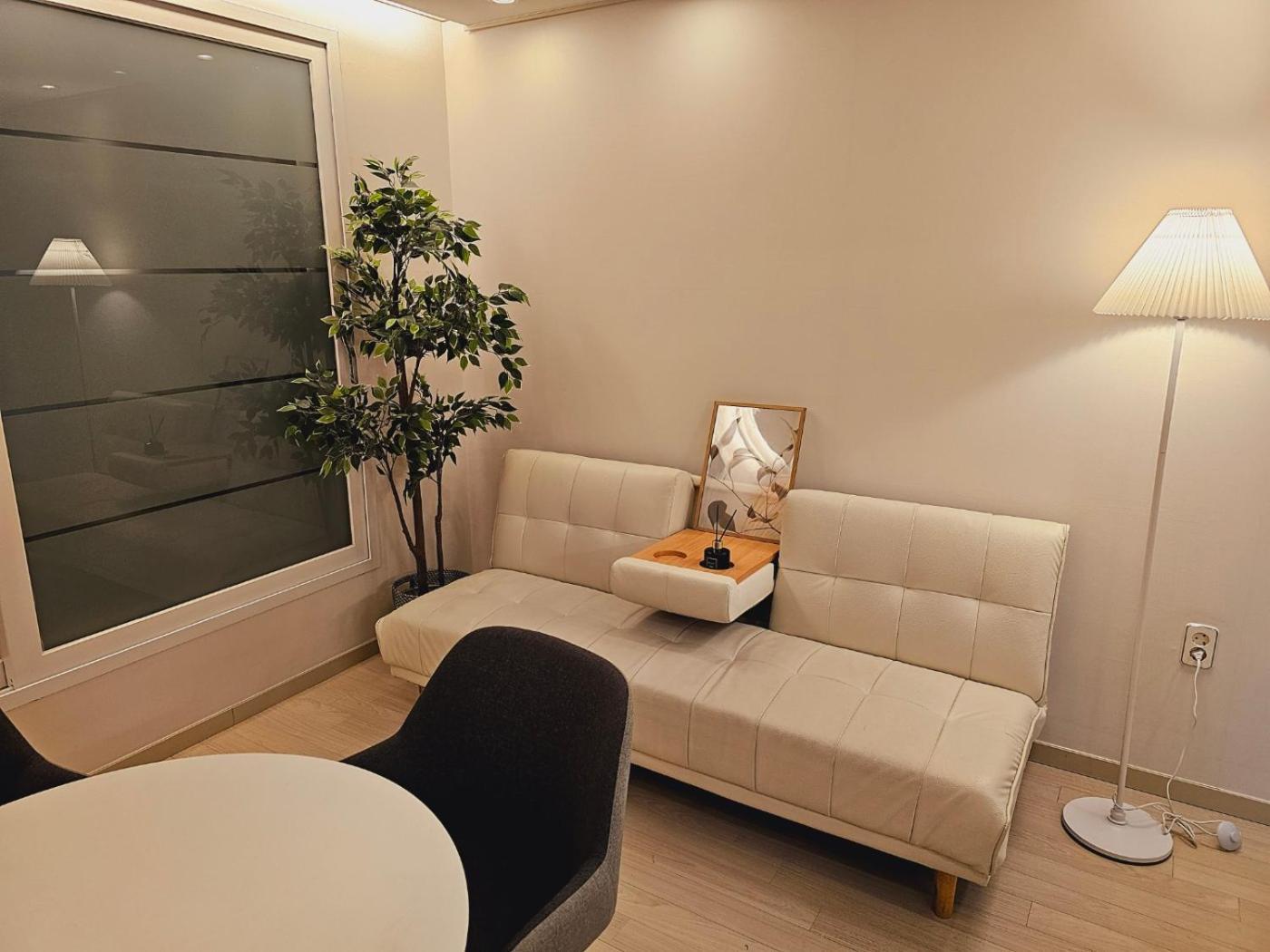 Apartment Modern House Seoul